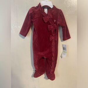 NEW Baby guess velour footie with bows size 3-6 month